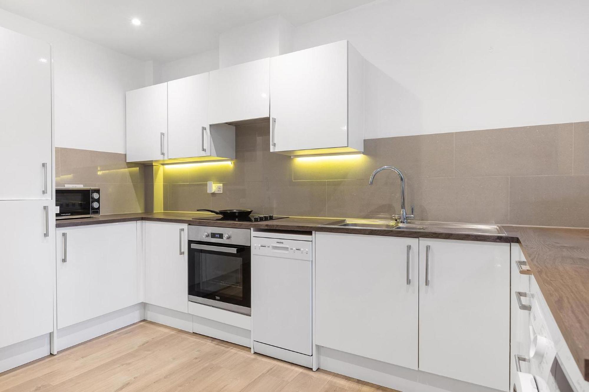 Spacious Clapham Apartments 伦敦 外观 照片